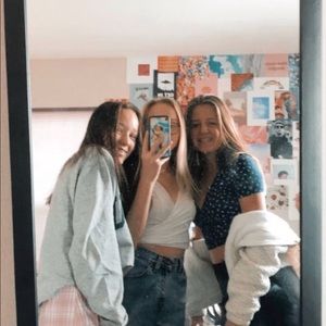 Meet your Posher, Celia